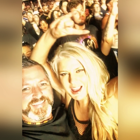 Meet your Posher, Celeste - Picture 4 of 6